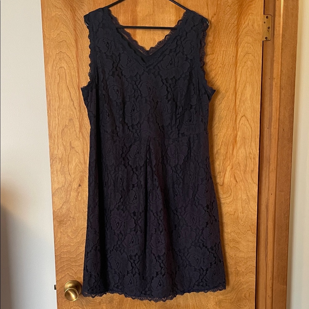 Lane Bryant Navy Lace V-Neck Sleeveless Mini Dress, 16